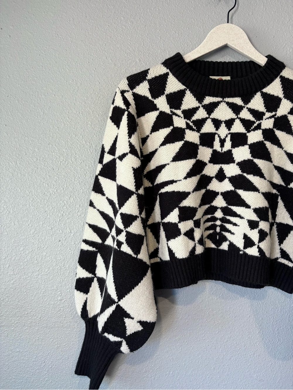 Farm Rio Deco Geometric Knit Black White Balloon Sleeve Sweater size medium - Picture 3 of 7